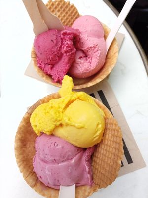 wild berry, raspberry, mango and cherry with vegan waffle cones at Hilda in Norden