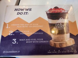 Menu at Oakberry - Via Caradosso in Milan