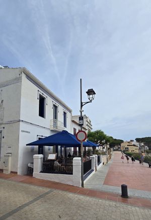 On the corner at Puerto Limon in Palafrugell