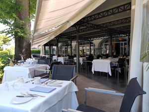 Outdoor seating at Sonne in Kuesnacht