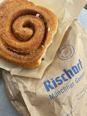   at Rischart am Hauptbahnhof U-Bahnhof in Munich