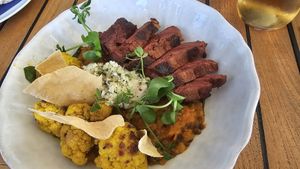 Linsendahl mit Planted Steak at Pier69 Hafenrestaurant in Bregenz