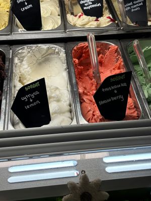  at Lodziarnia Rinella Gelato in Krakow