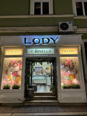  at Lodziarnia Rinella Gelato in Krakow