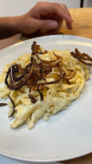 Käsespätzle mit Zwiebeln  at Gasthaus Bayer Sepple in Waldkirch