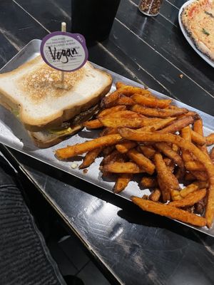 Sweet potato fry and veggie burger at Blackie's in Smithfield