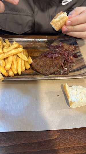 Seitan casero al oporto.   at Musgosu in Cangas De Onis