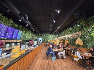 Interior at Hawaiian Poké Bowl in Louvain-la-neuve