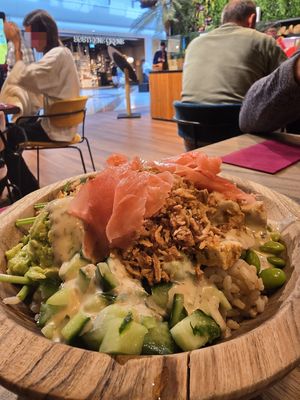 Custom made bowl (medium size) at Hawaiian Poké Bowl in Louvain-la-neuve