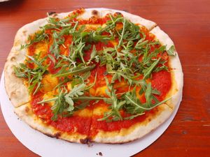 Pizza at Micas Garten in Zurich