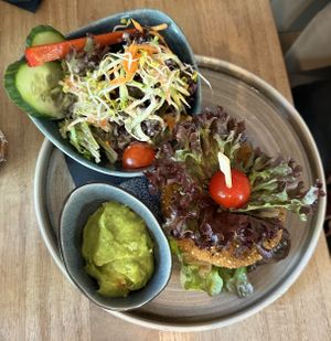 Low Carb Burgerr  at Restaurant Vierwasser in Fuerstenfeldbruck