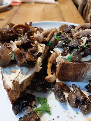  at Központ in Budapest