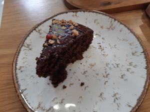 Carob cake at Half Arroba - Mercearia dos sentidos in Viseu