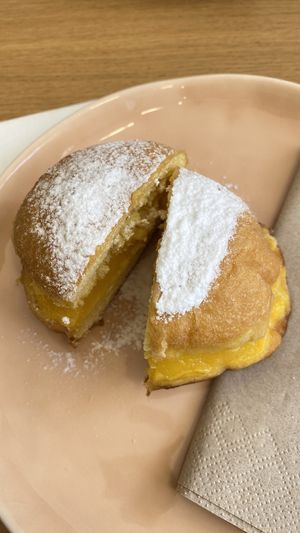Bolo de Berlim   at Half Arroba - Mercearia dos sentidos in Viseu