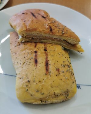  at Half Arroba - Mercearia dos sentidos in Viseu