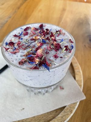 Oatsome morning smoothie   at YB by Yoghurt Barn in Rotterdam