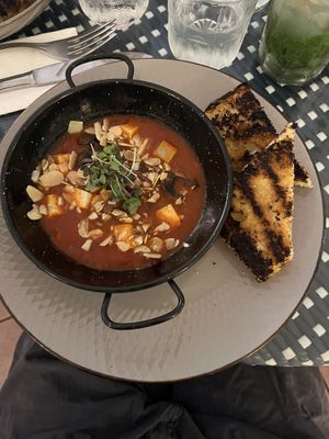 The vegan shashuka was really good even tough i ate better things in there. The bread was delicious and the mushrooms in der mmmmmmmm  at Antù in Lisbon