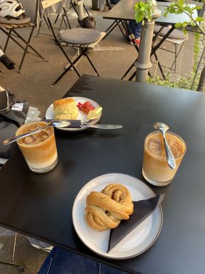 right one vegan   at Kaffeekommune in Mainz