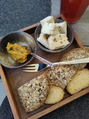 Vegane Käserei at Joujou Bistro in Bad Duerkheim