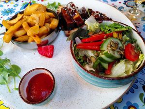 Tofu w sosie śliwkowym at Weranda Ogrodnica in Jastarnia