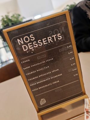 desserts at Lou in Lille