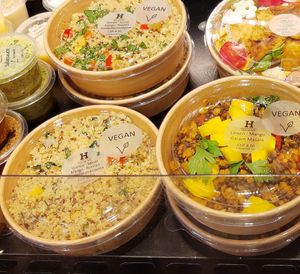Salad bowls at Confiserie Hofer in Solothurn
