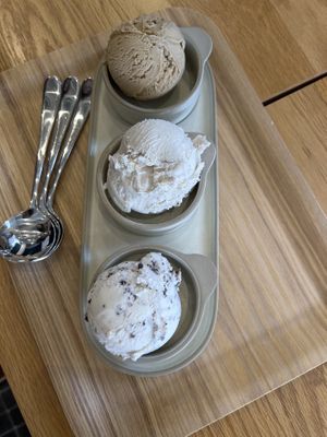   at Coconuzm - 코코넛즘 in Seoul