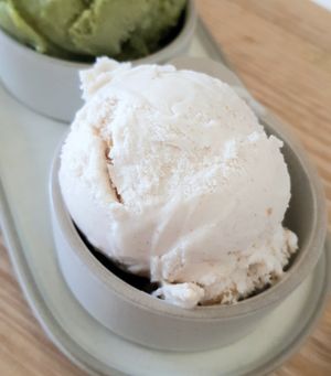 apple cinnamon at Coconuzm - 코코넛즘 in Seoul