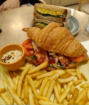  at Holy Llama  - Imittos in Athens