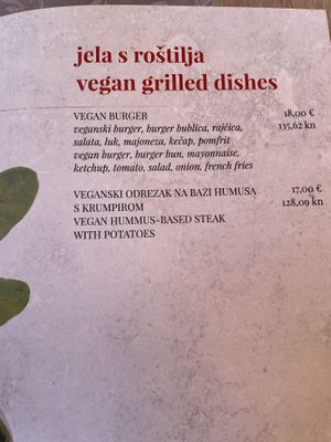 Grilled dishes  at Pizzeria Rocco in Hvar