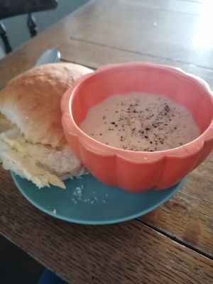 Parsnip, apple and garlic soup with a roll at Santih Holistics in Kidderminster