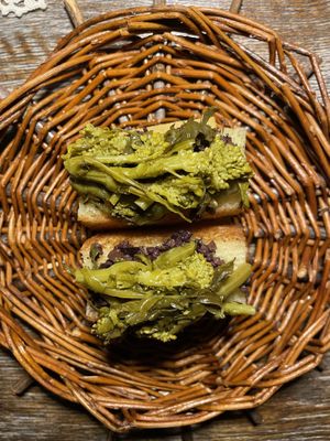 Broccoli /olive bruschette   at Ristorante Tenerumi in Vulcano