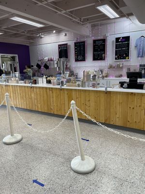 Cute place  at Welly's Real Fruit Ice Cream in Port Angeles