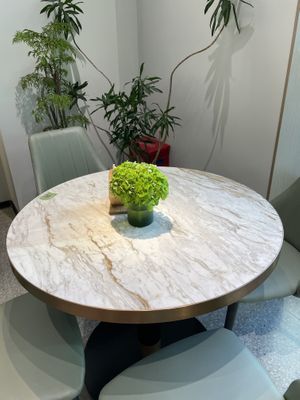 用餐环境  at Just Vegan - 食蔬者也 in Shenzhen