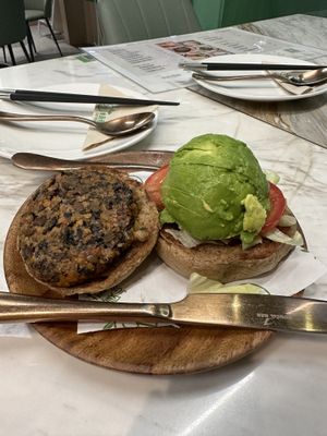 Burger, a lot of avocado 🧐  at Just Vegan - 食蔬者也 in Shenzhen