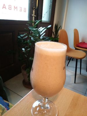 Chai Latte 🍌
plant milk, banana, dates, chai masala spice at BEMBA rawfood & plant-based in Bratislava