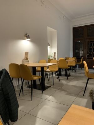 Clean designer interior at BEMBA rawfood & plant-based in Bratislava