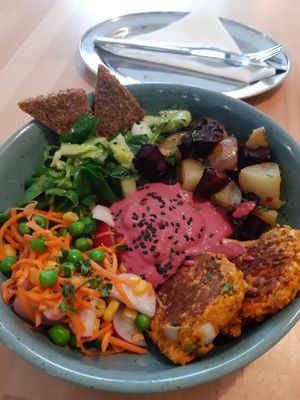 Buddha bowl at BEMBA rawfood & plant-based in Bratislava