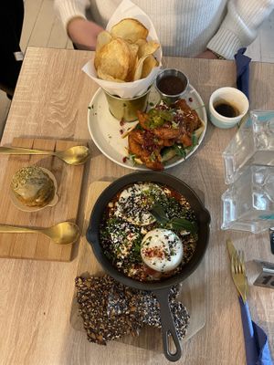 Shashuka burrata and cookie are vegetarian. The chicken and waffles are not.   at Cookie Beacon Brunch in Budapest