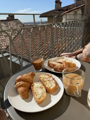   at California Bakery in Bergamo