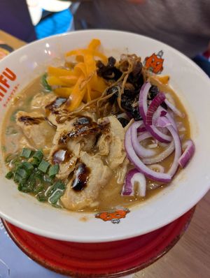Miso Pinatsu Vegan Ramen at Ramen Shifu in Zaragoza