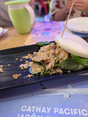 Vegan Bao at Ramen Shifu in Zaragoza