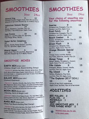 Smoothies at Organic Oasis in Anchorage