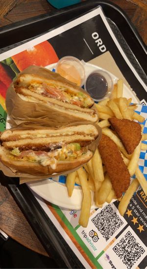 Vegan zinger box 🤩🤩🤩🤩  at Smiley Vegan Rundle Mall in Adelaide