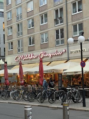 front  at Milchbar Pinguin in Leipzig