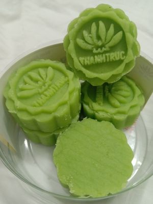 Tasty sweets at Bo De  in Nha Trang