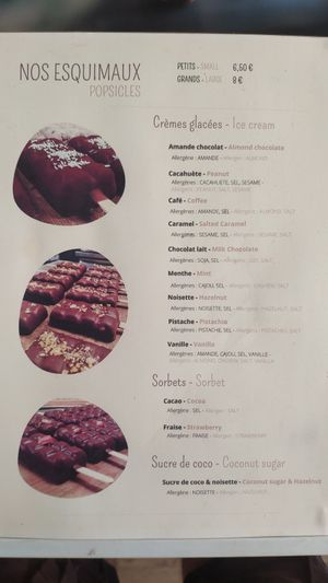 Ice cream menu at La Cabosse Enchantée in La Rochelle