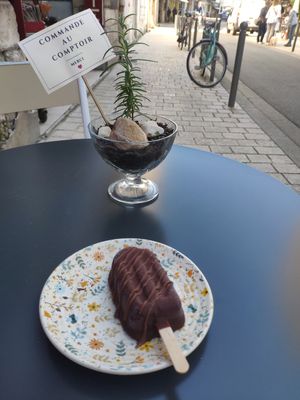 Esquimau Caramel at La Cabosse Enchantée in La Rochelle