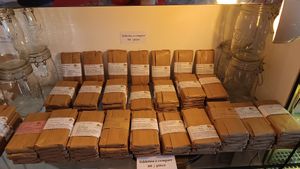 Tablettes at La Cabosse Enchantée in La Rochelle