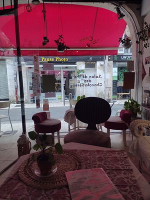 Cute little cafe at La Cabosse Enchantée in La Rochelle